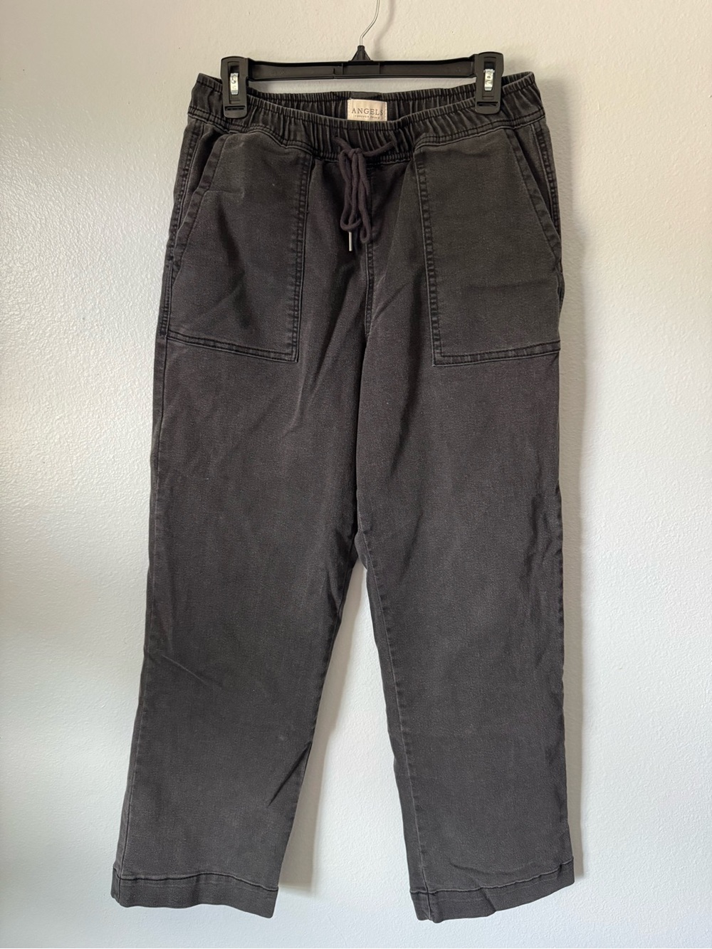 Angels Forever Young Women’s Black Pull-On Crop Pants Size Medium Stretchy